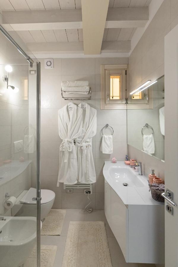 Apartment Blue Laguna ซีร์มิโอเน ภายนอก รูปภาพ