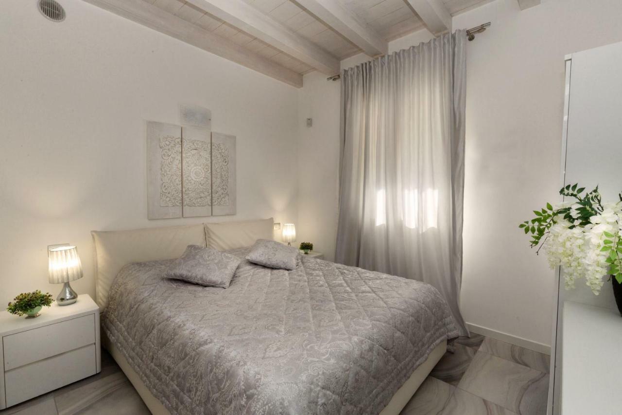 Apartment Blue Laguna ซีร์มิโอเน ภายนอก รูปภาพ